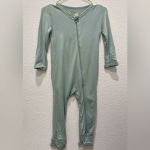 Kyte Baby Zippered Romper in Sage 18-24 mos.